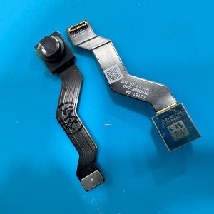 Camera trước rời IPhone 13