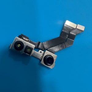 Camera trước Iphone 13