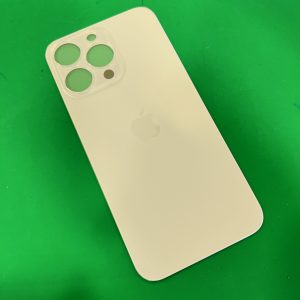 Nắp Lưng Iphone 13 Pro màu vàng