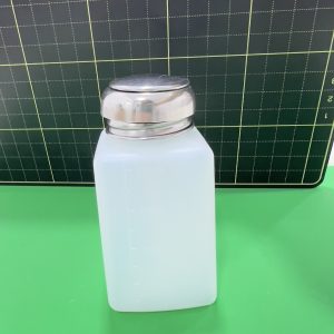 Lọ đựng xăng nhựa