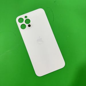 Nắp Lưng Iphone 12 Pro màu trắng