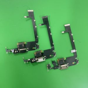 Cáp sạc (chân sạc) Iphone 12 Pro Max màu vàng