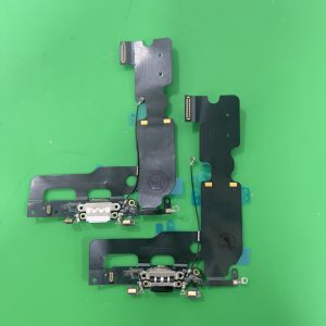 Cáp sạc (chân sạc) Iphone 7 Plus màu trắng