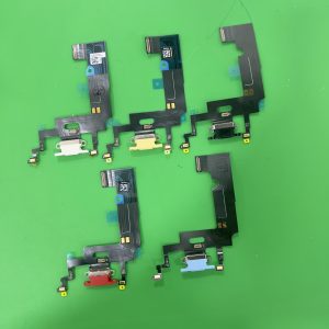 Cáp sạc (chân sạc) Iphone XR màu đen
